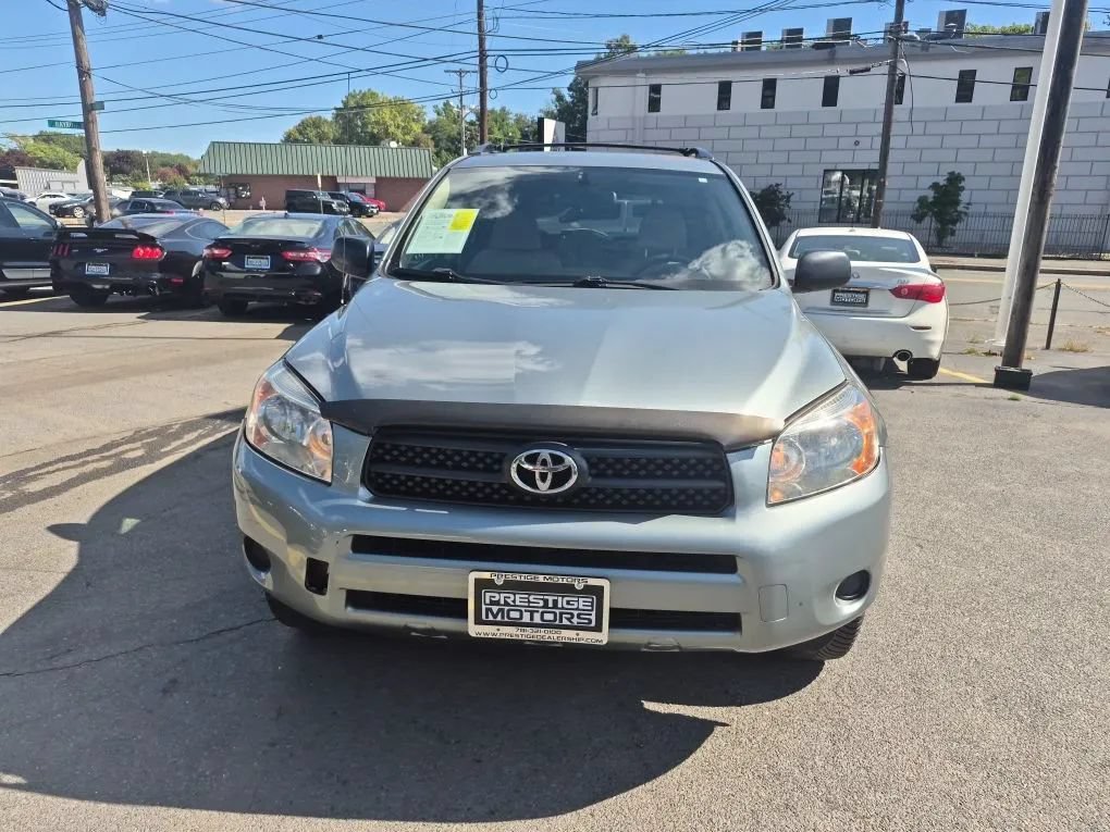 Used 2008 Toyota RAV4 4WD image 2