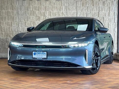 Used 2024 Lucid Air Touring AWD/4WD image 2