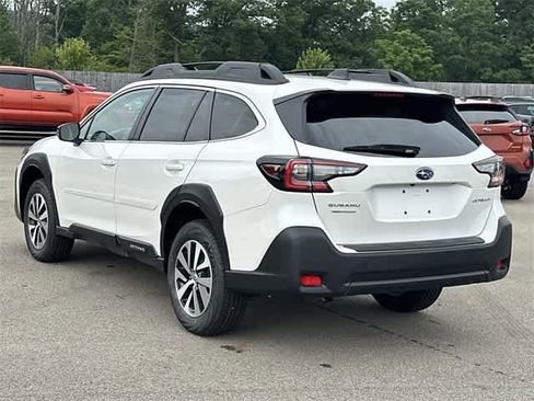 Certified 2025 Subaru Outback Premium image 29