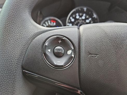 Used 2016 Honda HR-V LX image 25