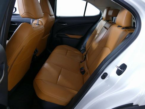 Used 2021 Lexus UX 250h w/ Premium Package image 29