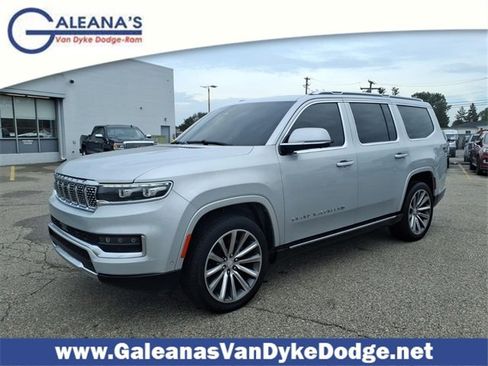 Used 2022 Jeep Grand Wagoneer Series II w/ Convenience Group III image 1