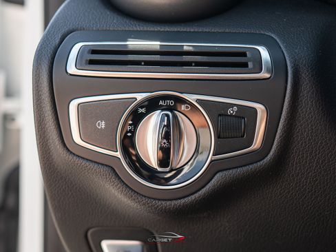 Used 2016 Mercedes-Benz C 300 4MATIC Sedan w/ Multimedia Package image 37