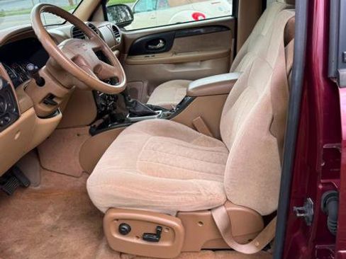 Used 2003 GMC Envoy SLE w/ 1SB Preferred Equipment Group AWD/4WD image 10