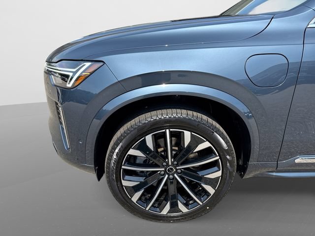 New 2026 Volvo XC90 T8 Plus w/ Protection Package Premier AWD/4WD image 19