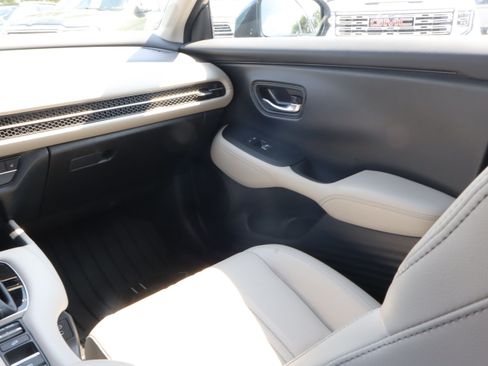 Used 2025 Honda HR-V EX-L image 11