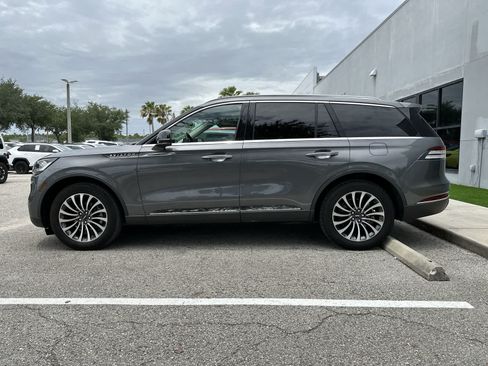 Used 2023 Lincoln Aviator Reserve AWD/4WD image 5