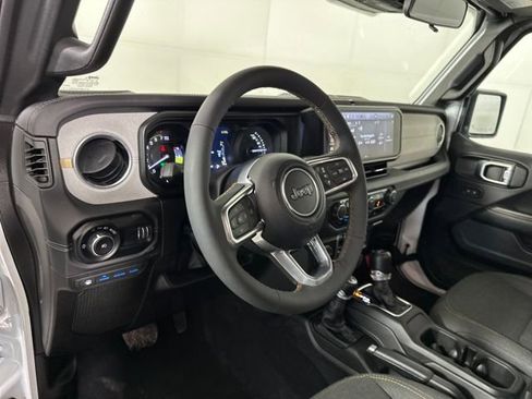 Used 2024 Jeep Wrangler Sahara 4xe image 13