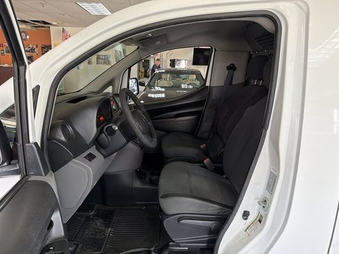 Used 2015 Nissan NV200 S w/ Cruise Control Package FWD image 9