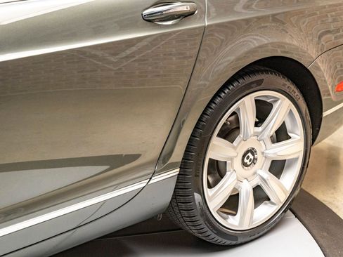 Used 2006 Bentley Flying Spur Flying Spur image 24