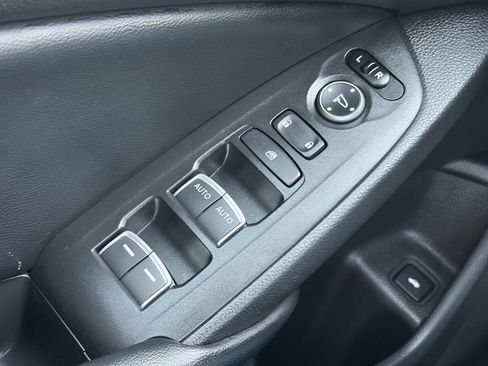 Used 2018 Honda Accord Sport image 26
