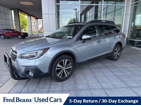 Used 2018 Subaru Outback 2.5i Limited AWD/4WD image 10