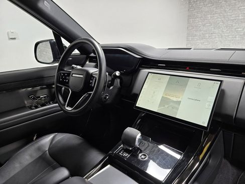 Used 2025 Land Rover Range Rover Sport SE image 59