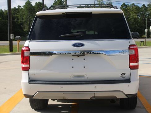 Used 2020 Ford Expedition Max XLT w/ Equipment Group 202A RWD image 4