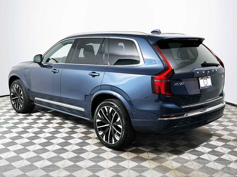 New 2026 Volvo XC90 T8 Plus image 5