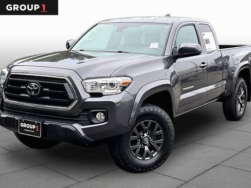 Certified 2022 Toyota Tacoma SR5 w/ SR5 Appearance Package (SM) AWD/4WD image 1