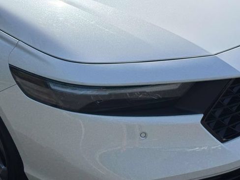 Used 2025 Honda Accord EX-L image 8