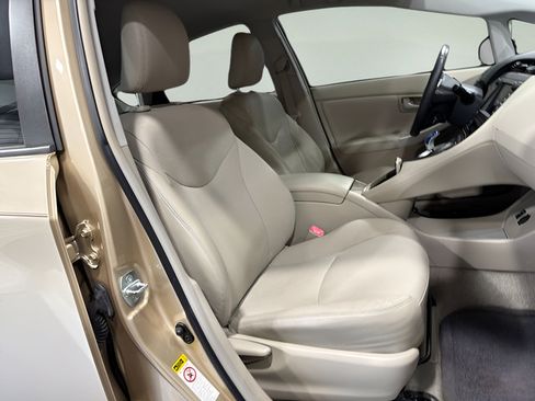 Used 2010 Toyota Prius One FWD image 15