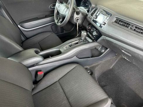 Used 2016 Honda HR-V LX image 16