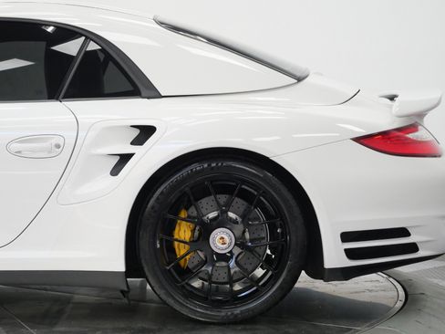 Used 2012 Porsche 911 Turbo S AWD/4WD image 63