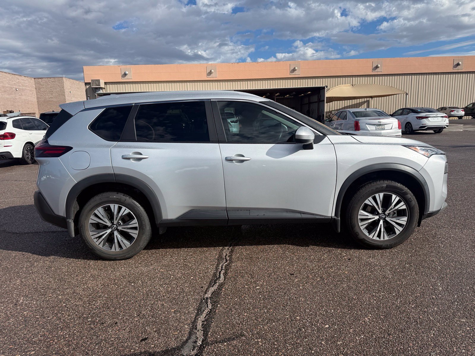 Certified 2023 Nissan Rogue SV w/ SV Premium B Package FWD image 4