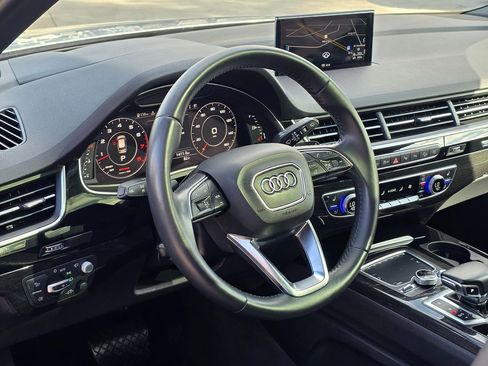 Used 2019 Audi Q7 3.0T Prestige w/ Prestige Package image 23
