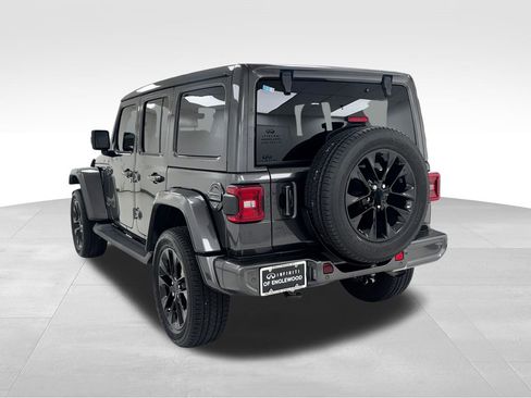 Used 2021 Jeep Wrangler Unlimited Sahara image 5