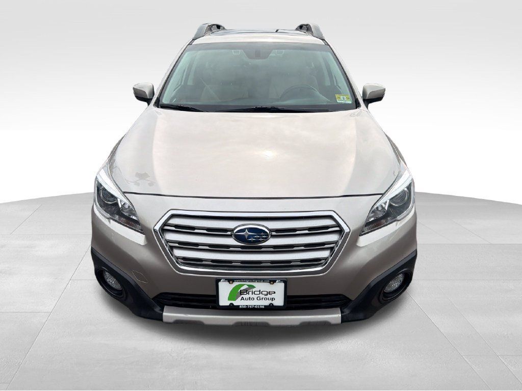 Used 2017 Subaru Outback 2.5i Limited AWD/4WD image 2