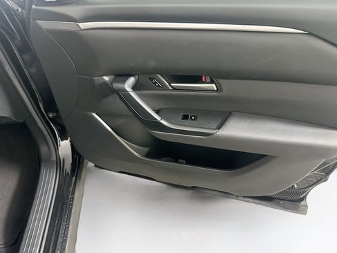 Used 2025 MAZDA CX-50 AWD 2.5 S w/ Premium Package image 32