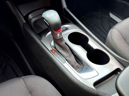 Used 2021 Chevrolet Malibu RS image 24