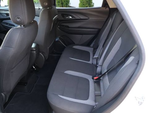 Certified 2025 Chevrolet TrailBlazer LT FWD image 15