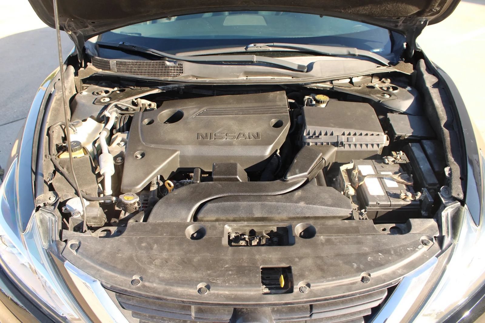 Used 2018 Nissan Altima 2.5 SV FWD image 14