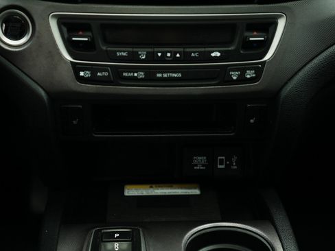 Used 2023 Honda Ridgeline RTL-E image 37