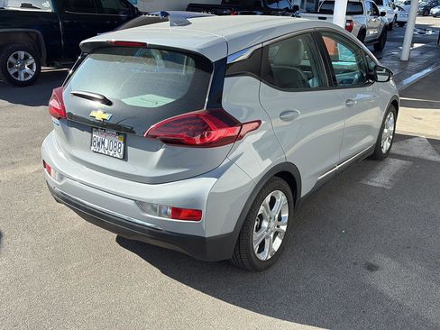Used 2021 Chevrolet Bolt LT image 3