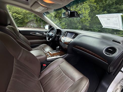 Used 2016 INFINITI QX60 FWD w/ Deluxe Technology Package image 17