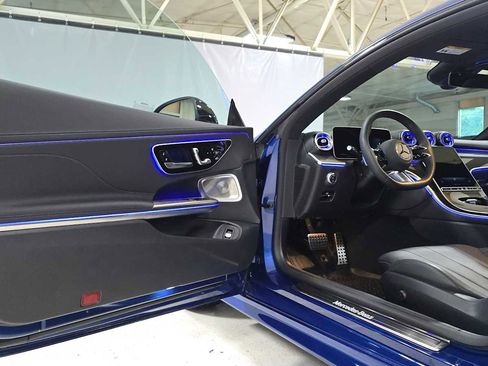 Certified 2025 Mercedes-Benz CLE 450 4MATIC Coupe image 17