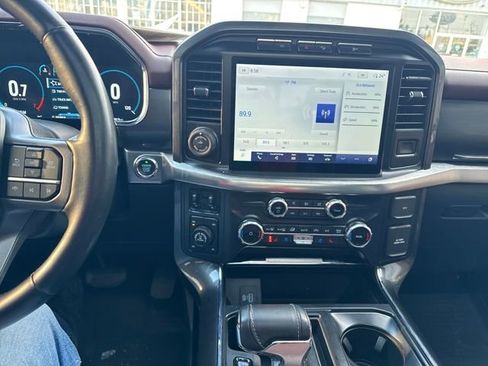 Used 2022 Ford F150 Lariat image 17