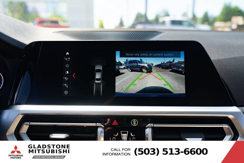 Used 2020 BMW 330i Sedan w/ Convenience Package RWD image 15