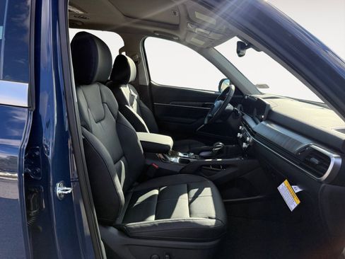 New 2025 Kia Telluride EX image 19