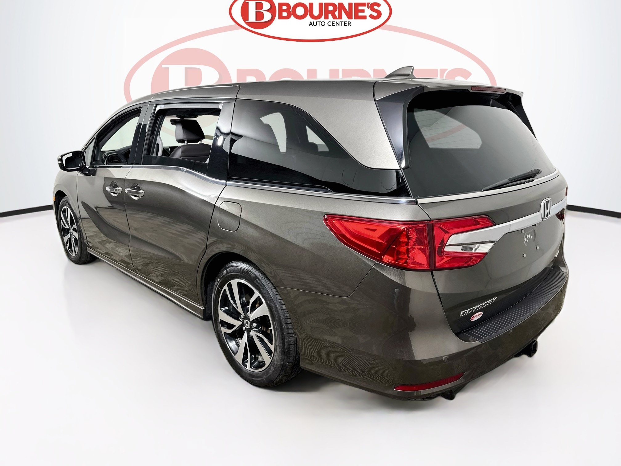 Used 2018 Honda Odyssey Elite image 10