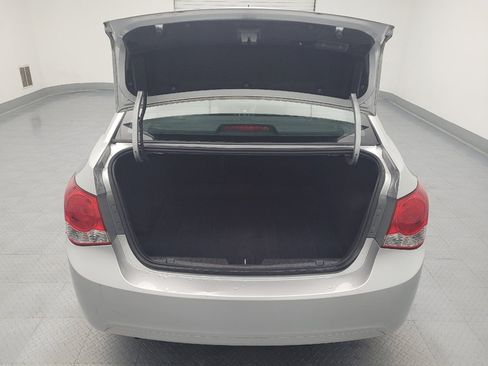 Used 2014 Chevrolet Cruze LS FWD image 29