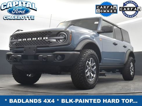 Used 2025 Ford Bronco Badlands image 20