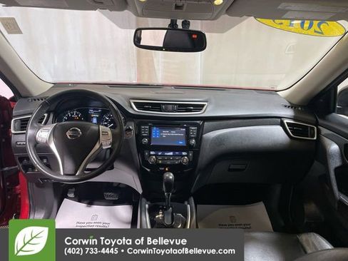 Used 2015 Nissan Rogue SL w/ SL Premium Package image 11