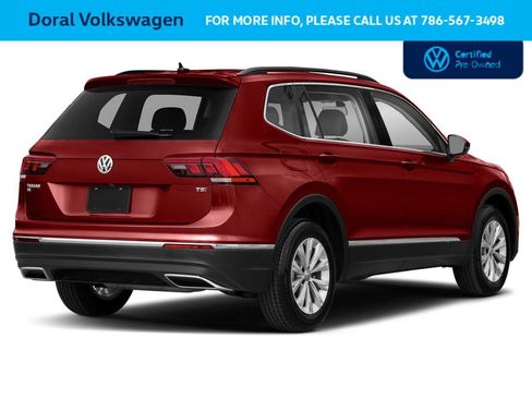 Used 2019 Volkswagen Tiguan SE FWD image 2