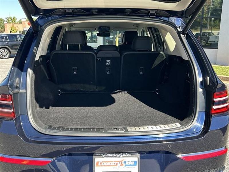 Used 2025 Genesis GV80 2.5T Standard AWD/4WD image 9