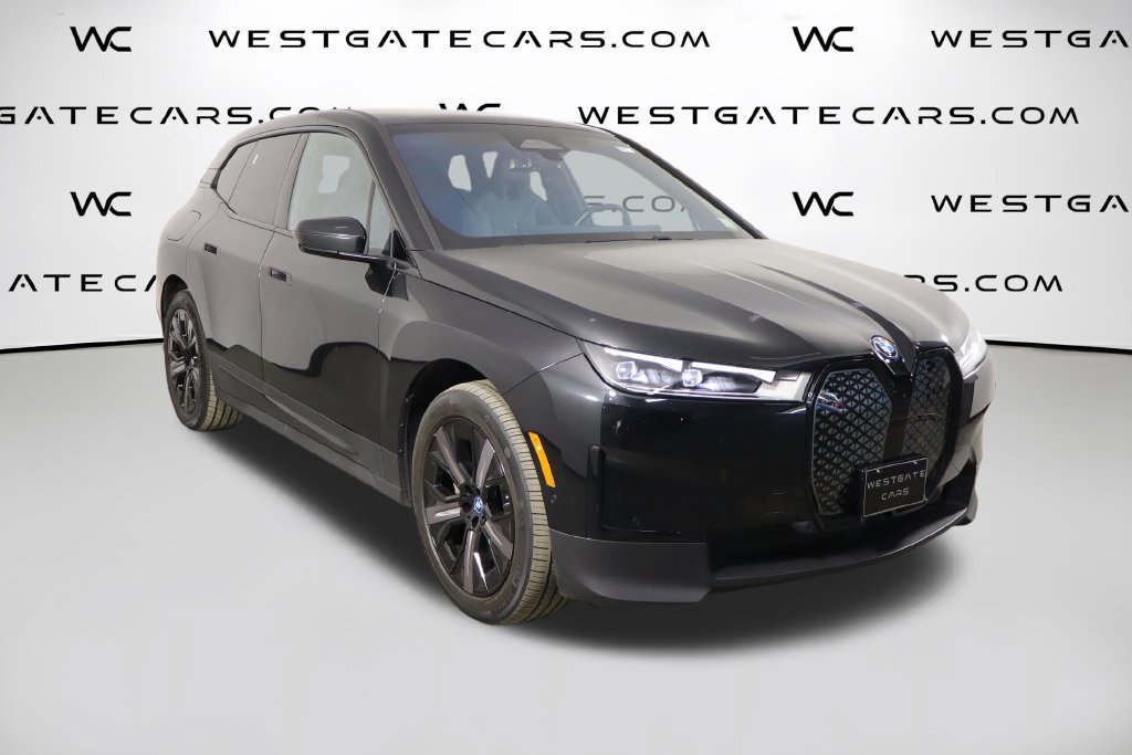 Used 2024 BMW iX xDrive50 w/ Convenience Package AWD/4WD image 46