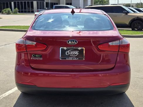 Used 2016 Kia Forte LX w/ LX Popular Plus Package FWD image 5