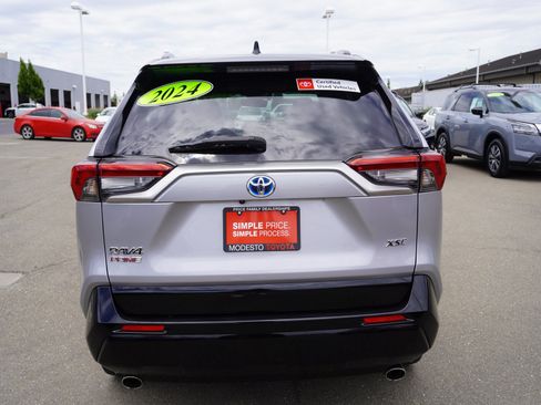 Used 2024 Toyota RAV4 XSE w/ Weather Package AWD/4WD image 12