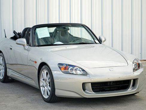 Used 2004 Honda S2000 image 40