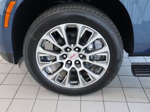 New 2026 GMC Yukon Denali AWD/4WD image 10